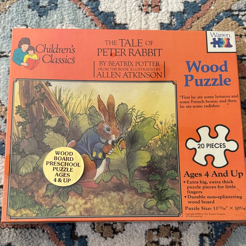 NWT vintage The Tale of Peter Rabbit Wood Puzzle 20 Pieces